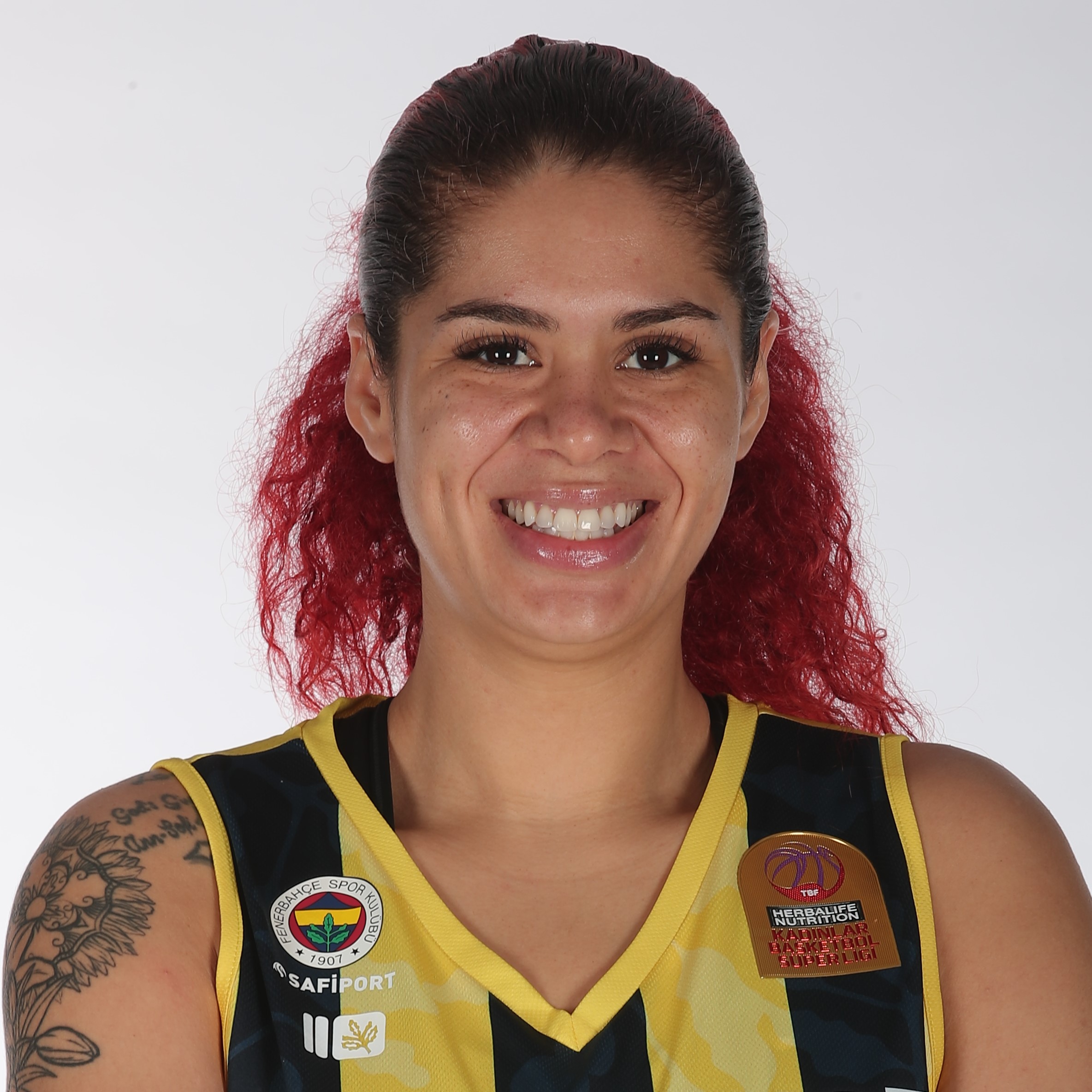 AMANDA AGNES SOFIA ZAHUI BAZOUKOU