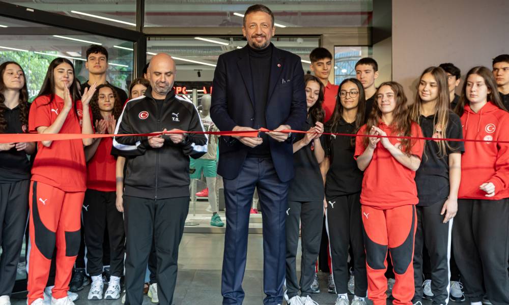 PUMA’nın Globalde ve Türkiye’deki İlk Basketbol Konsept Mağazası Turkcell Basketbol Gelişim Merkezi’nde Açıldı